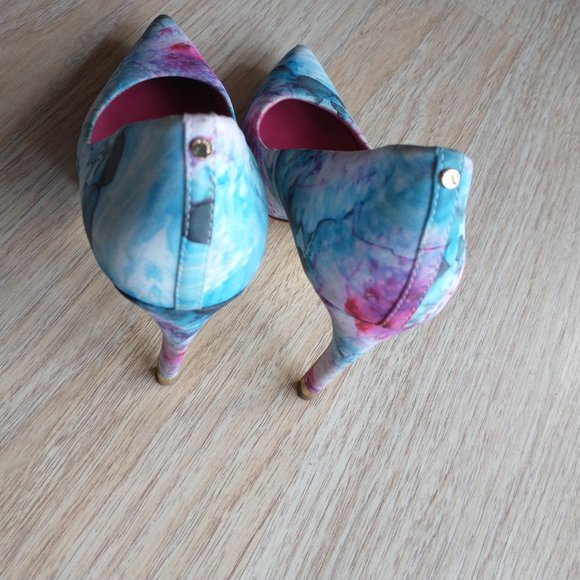 Ted Baker London Satin Luceey High Heel Pump Shoes - Picture 10 of 12